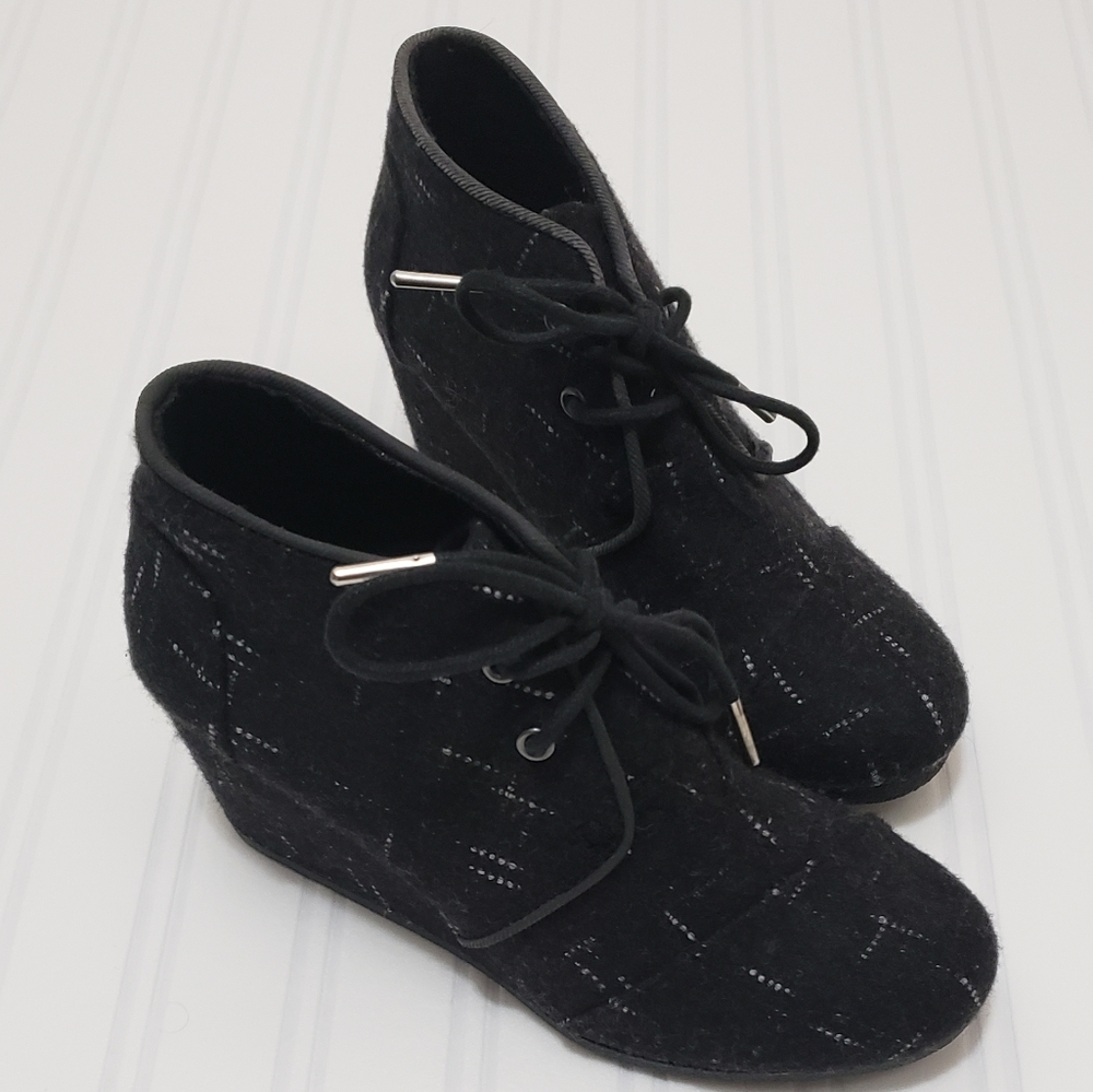 Toms wedge